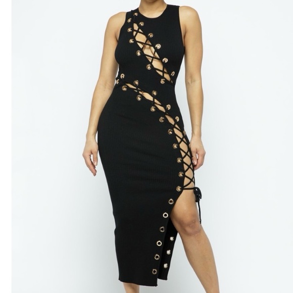 Dress - Picture 1 of 3